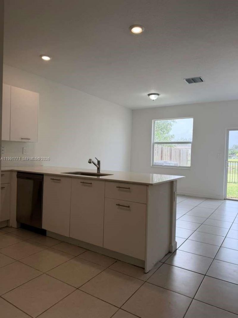 12436 NW 23rd Ct , Miami, FL 33167 Photo