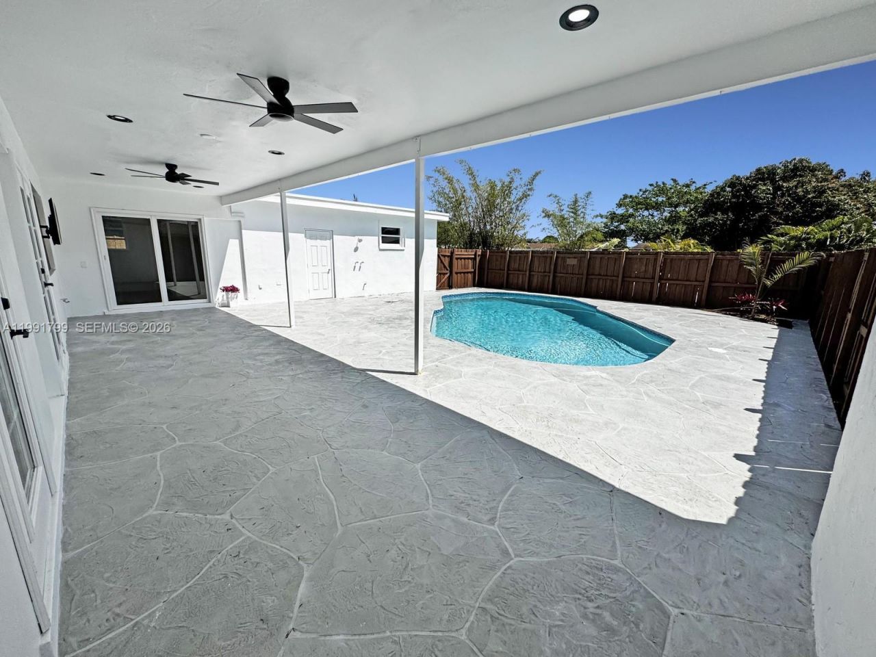 2101 N 56th Ave, Hollywood, FL 33021 Photo