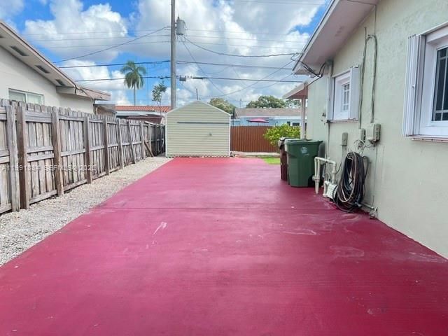 631 W 50th St, Unit 631, Hialeah, FL 33012 Photo