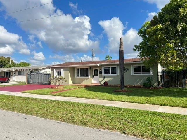 631 W 50th St, Unit 631, Hialeah, FL 33012 Photo