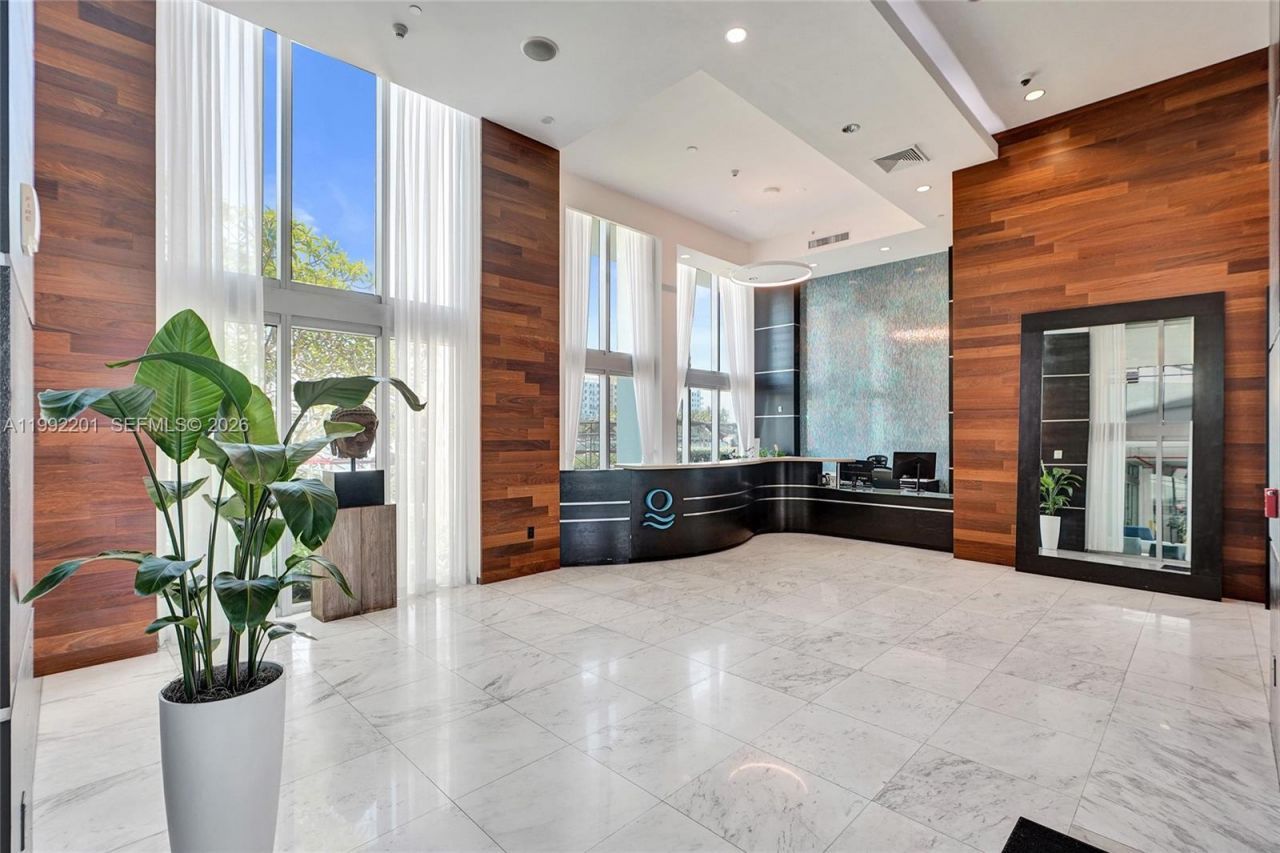 7928 East Dr , Unit 106, North Bay Village, FL 33141 Photo