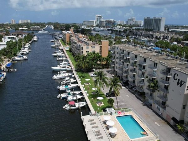 1731 SE 15th St , Unit 402, Fort Lauderdale, FL 33316