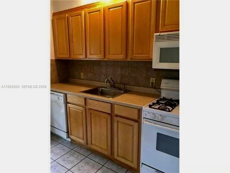 809 NE 17th Ave , Unit 1, Fort Lauderdale, FL 33304 Photo