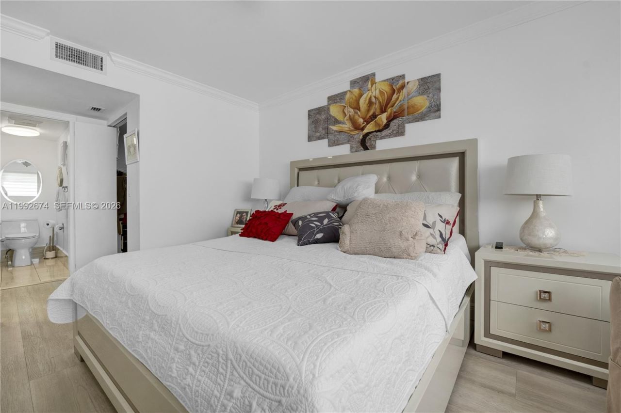 850 SW 138th Ave, Unit 111D, Pembroke Pines, FL 33027 Photo