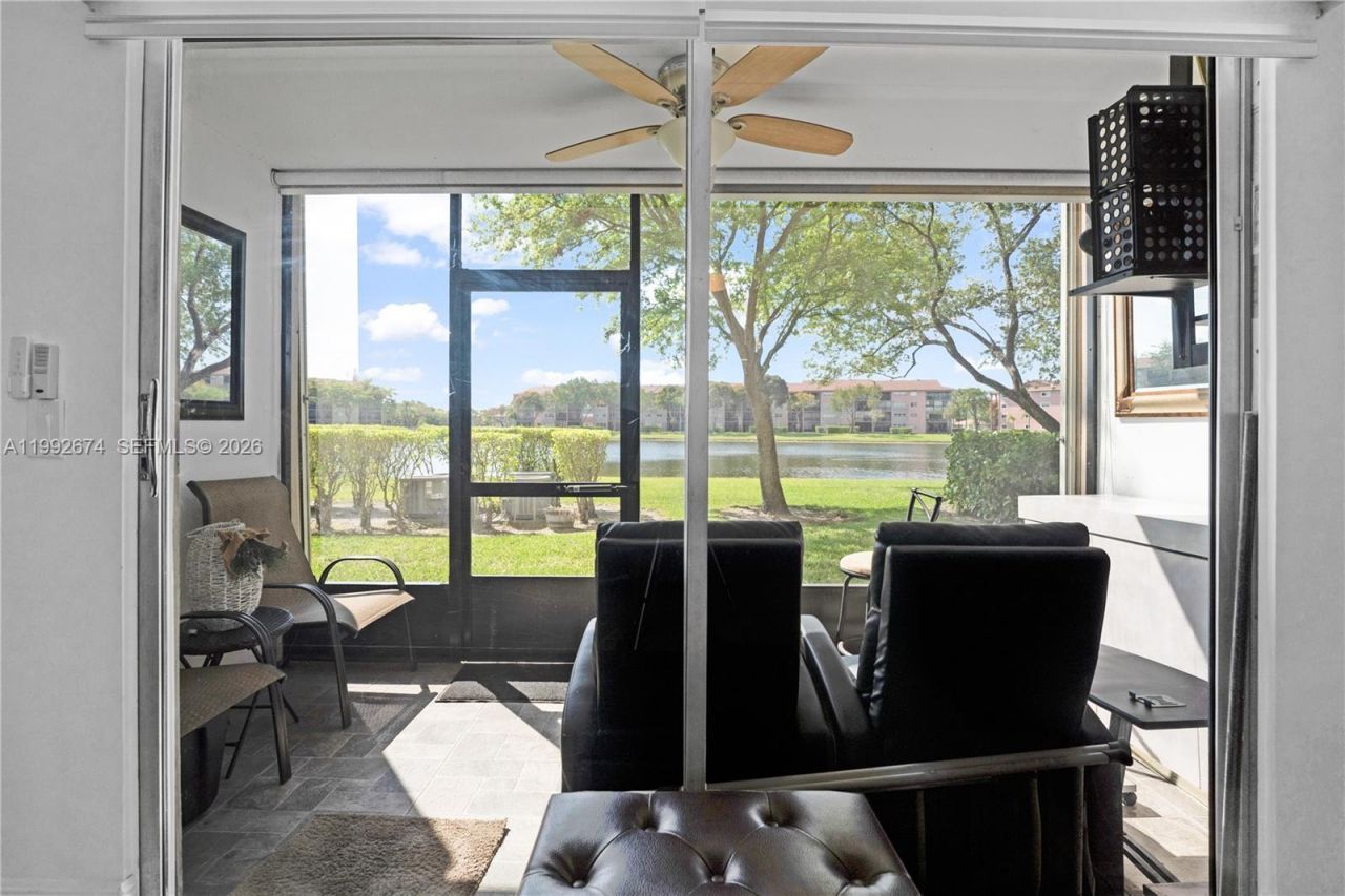 850 SW 138th Ave, Unit 111D, Pembroke Pines, FL 33027 Photo