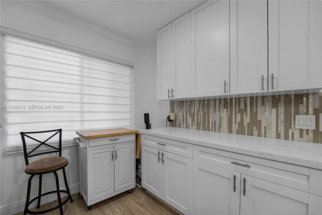 850 SW 138th Ave, Unit 111D, Pembroke Pines, FL 33027 Photo