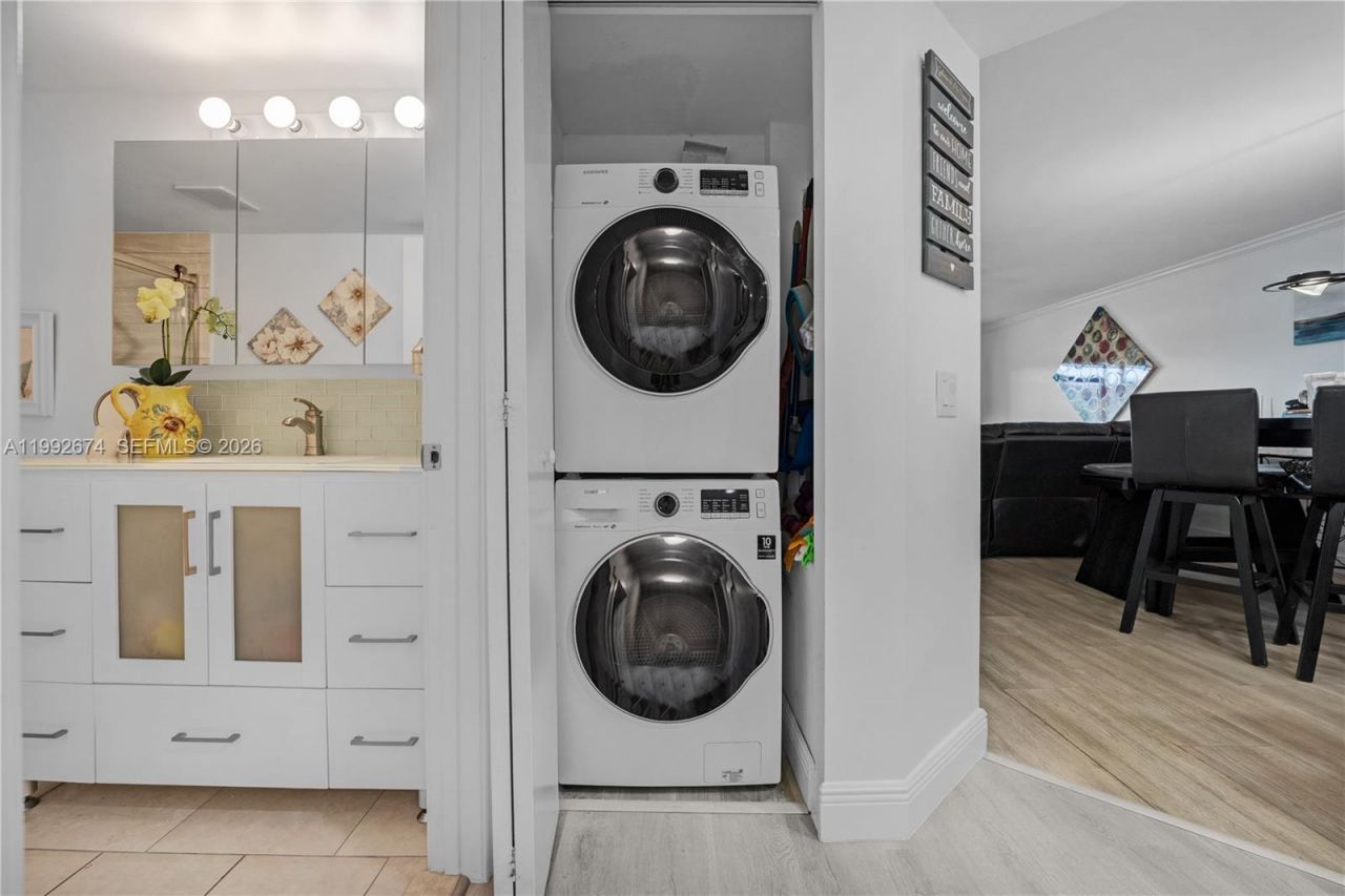 850 SW 138th Ave, Unit 111D, Pembroke Pines, FL 33027 Photo