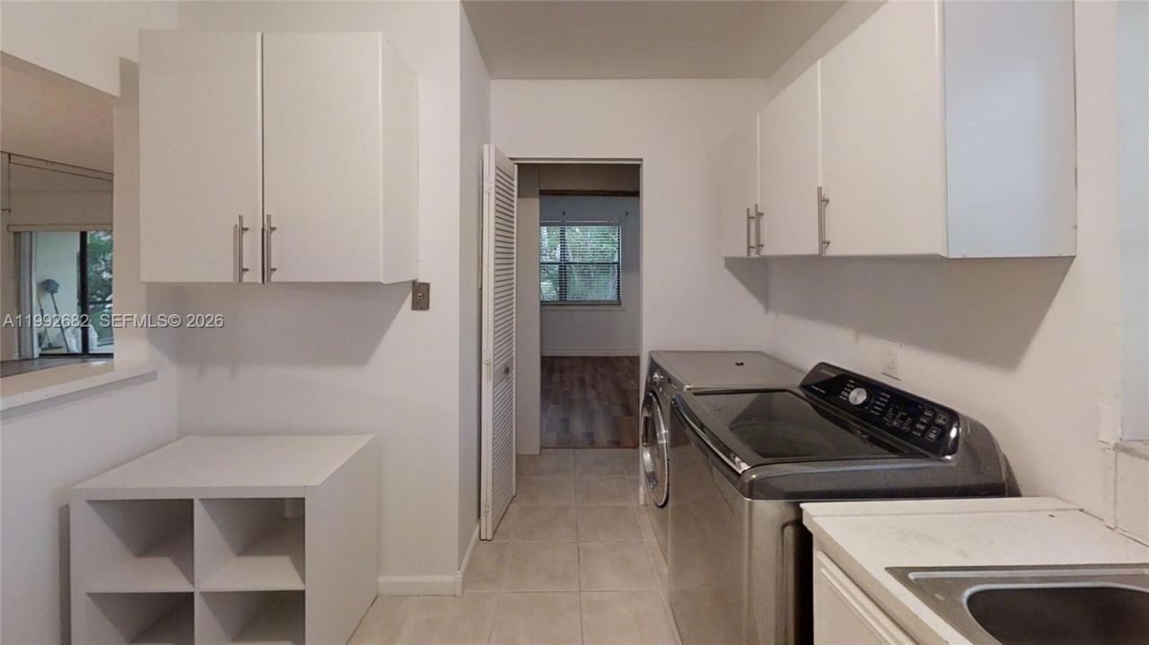 301 N Pine Island Rd , Unit 165, Plantation, FL 33324 Photo