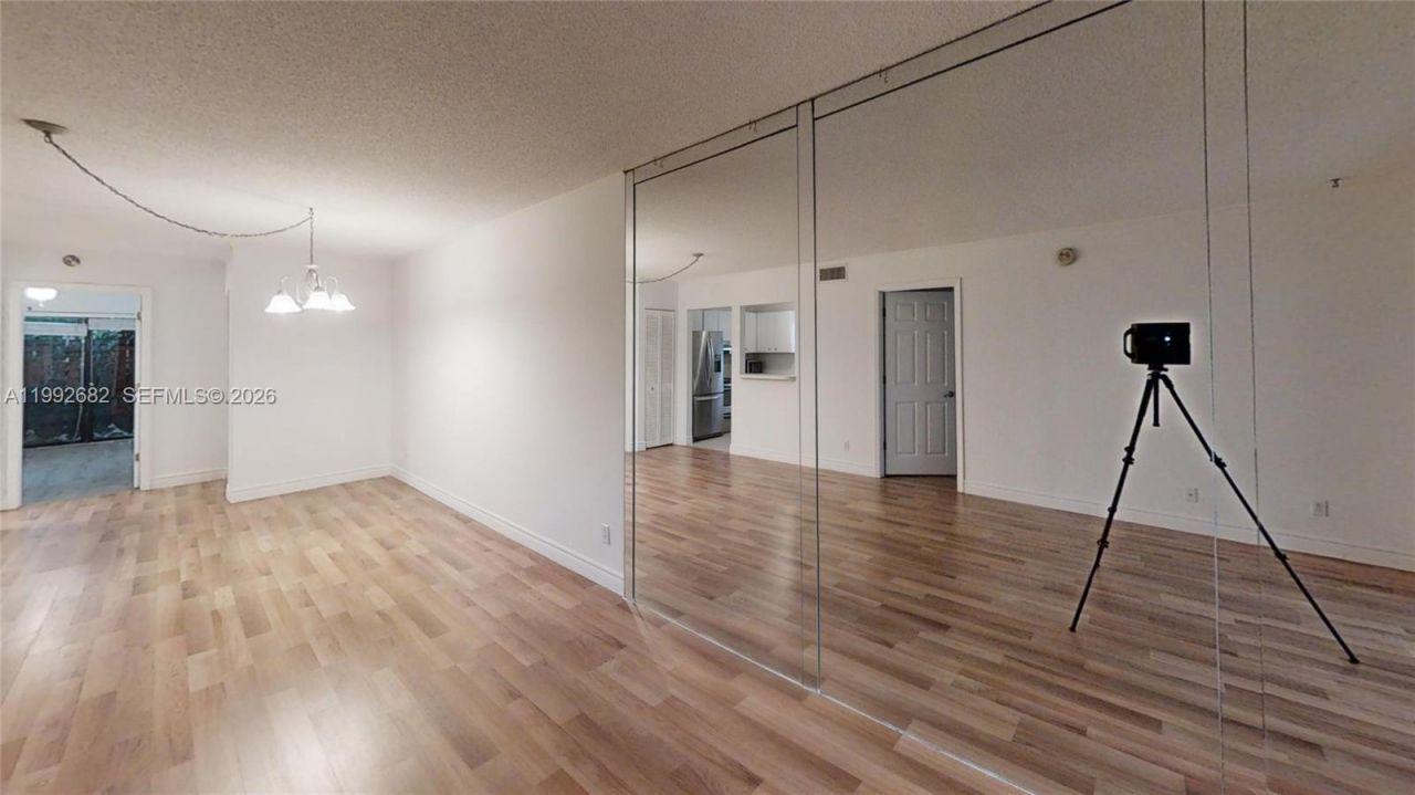 301 N Pine Island Rd , Unit 165, Plantation, FL 33324 Photo