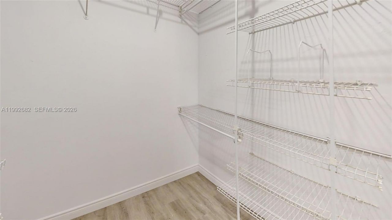 301 N Pine Island Rd , Unit 165, Plantation, FL 33324 Photo