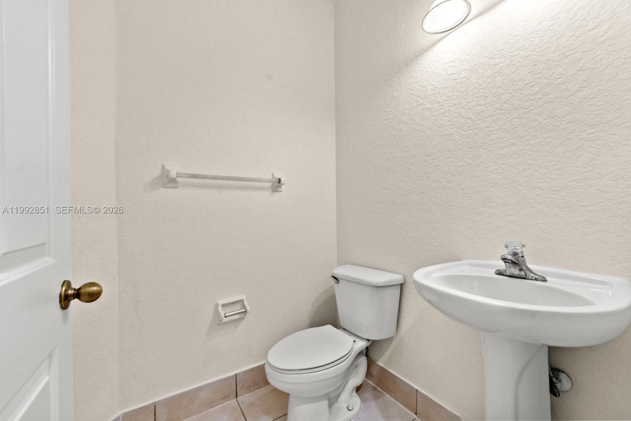 2411 SE 14th St, Homestead, FL 33035 Photo