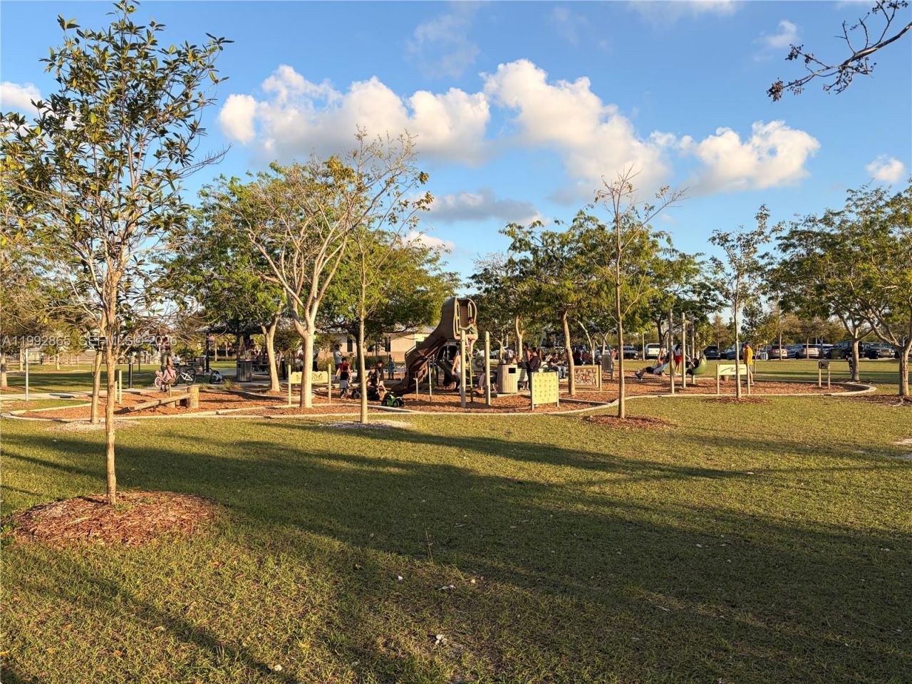 14738 SW 22nd Ter , Miami, FL 33185 Photo