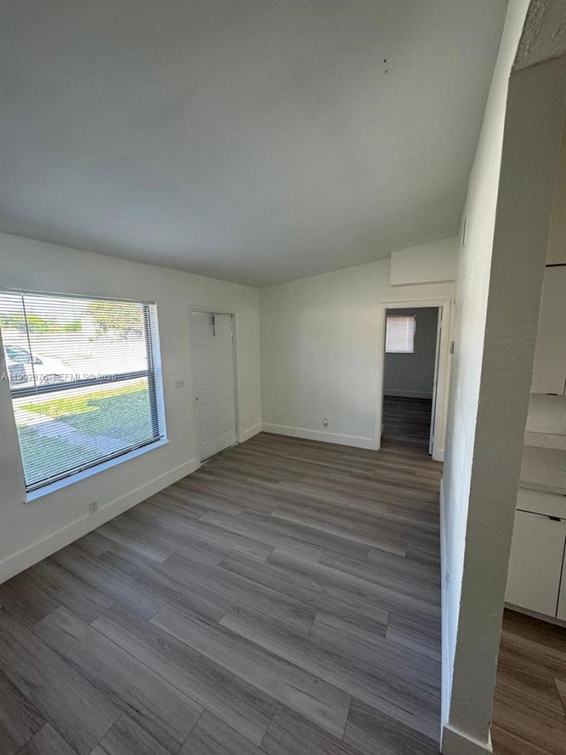 2005 Ali Baba Ave, Opa Locka, FL 33054 Photo