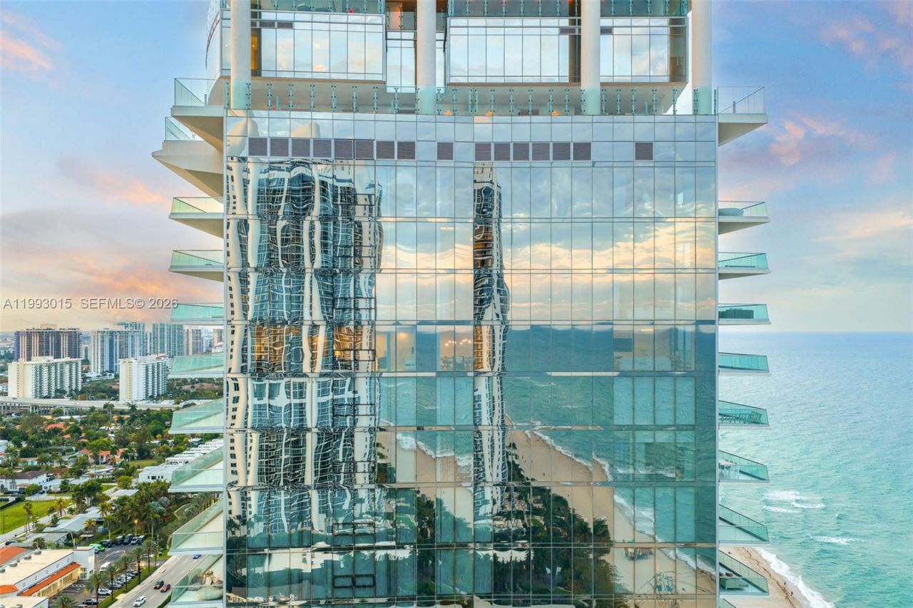 18501 Collins Ave , Unit 2504, Sunny Isles Beach, FL 33160 Photo