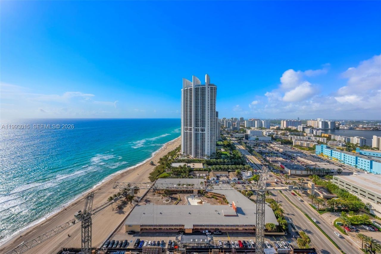 18501 Collins Ave , Unit 2504, Sunny Isles Beach, FL 33160 Photo