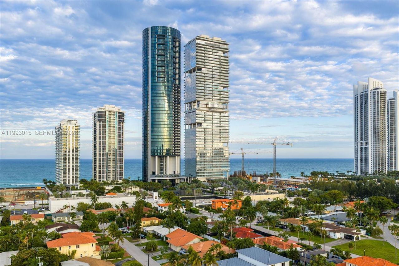 18501 Collins Ave, Unit 2504, Sunny Isles Beach, FL 33160 Photo
