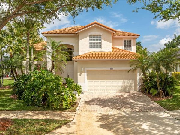 4128 Amber Ln , Weston, FL 33331