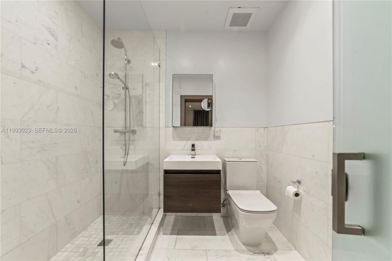 9301 N Bayshore Dr, Miami Shores, FL 33138 Photo