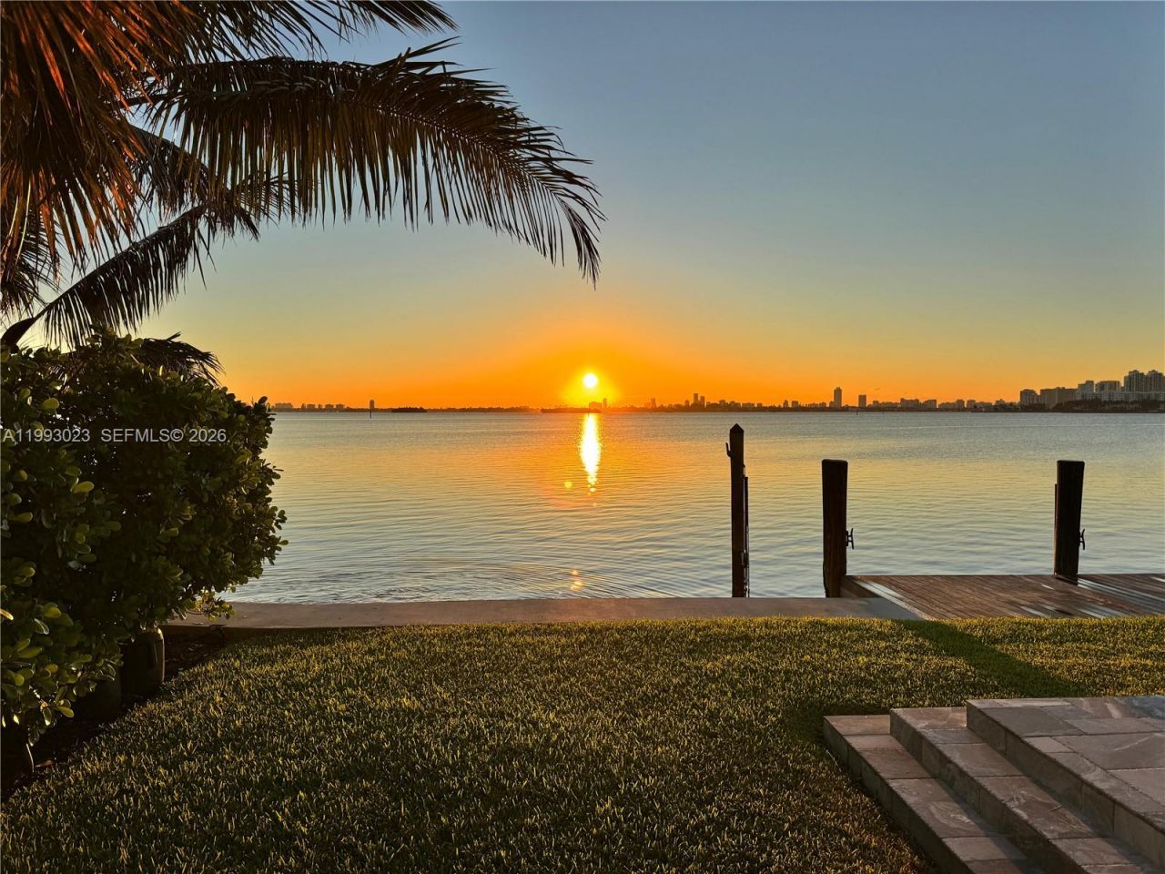 9301 N Bayshore Dr, Miami Shores, FL 33138 Photo