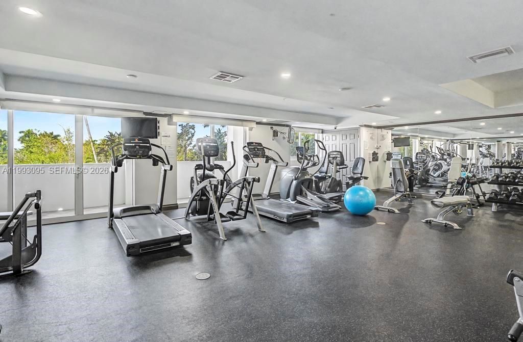 2001 N Ocean Blvd , Unit 603, Fort Lauderdale, FL 33305 Photo