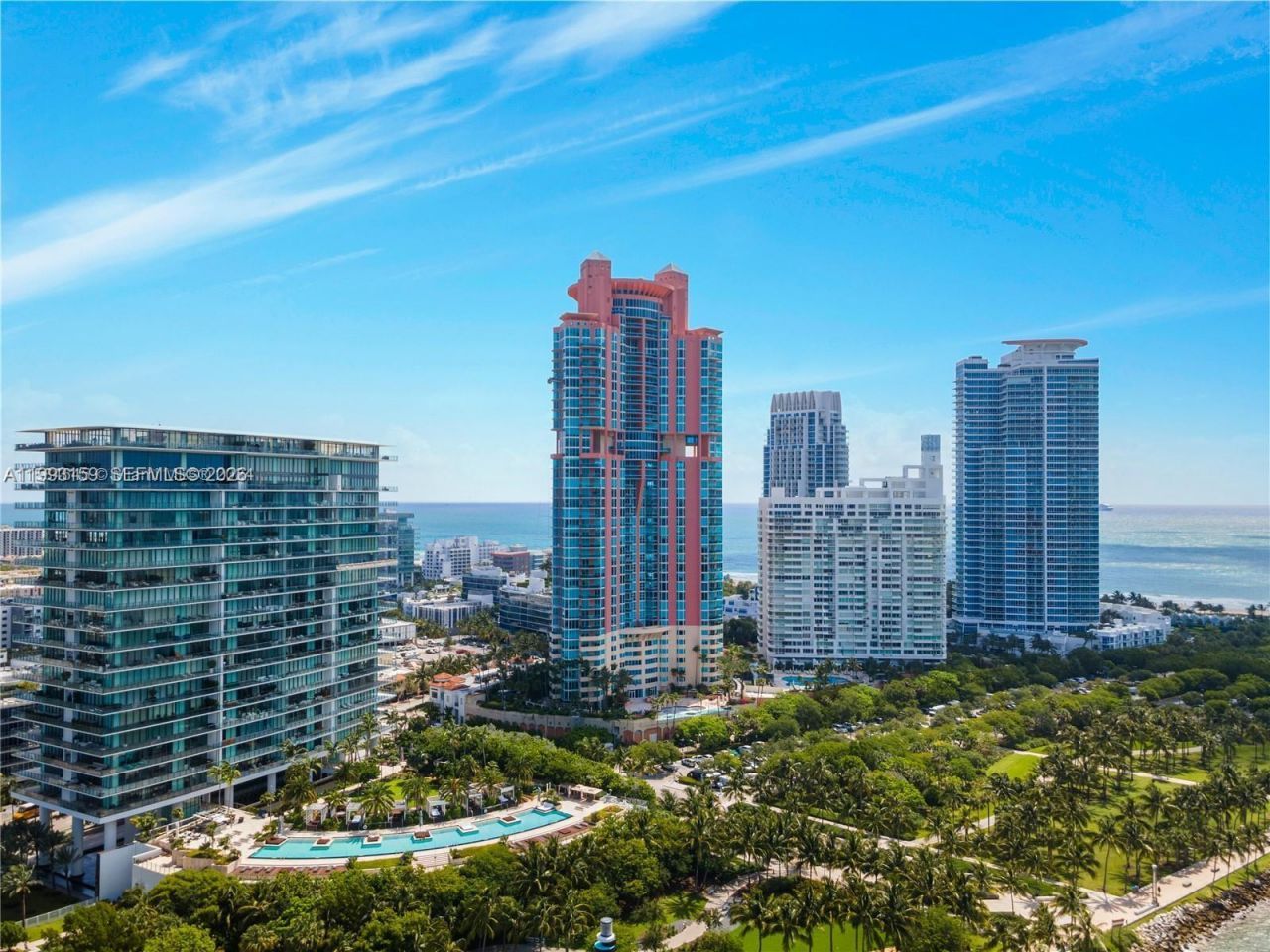 300 S Pointe Drive, Unit 801, Miami Beach, FL 33139 Photo