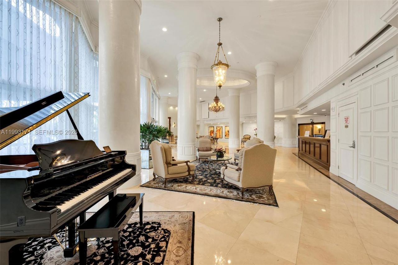 3530 Mystic Pointe Dr , Unit 710, Aventura, FL 33180 Photo