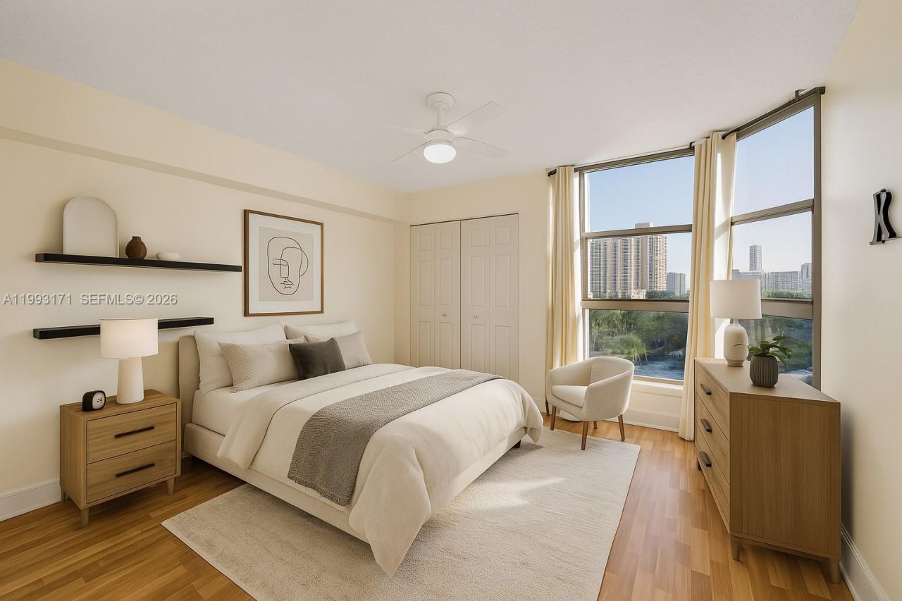 3530 Mystic Pointe Dr , Unit 710, Aventura, FL 33180 Photo