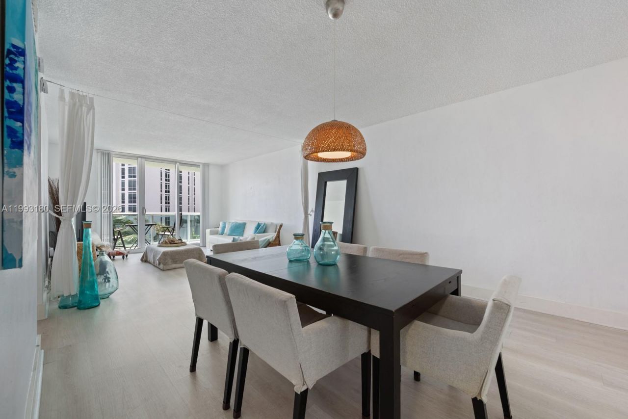 Please Call For Address, Unit 5M, Hollywood, FL 33019 Photo