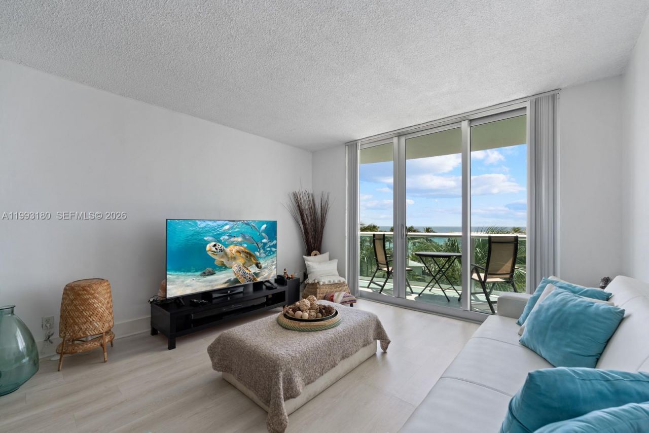 Please Call For Address, Unit 5M, Hollywood, FL 33019 Photo