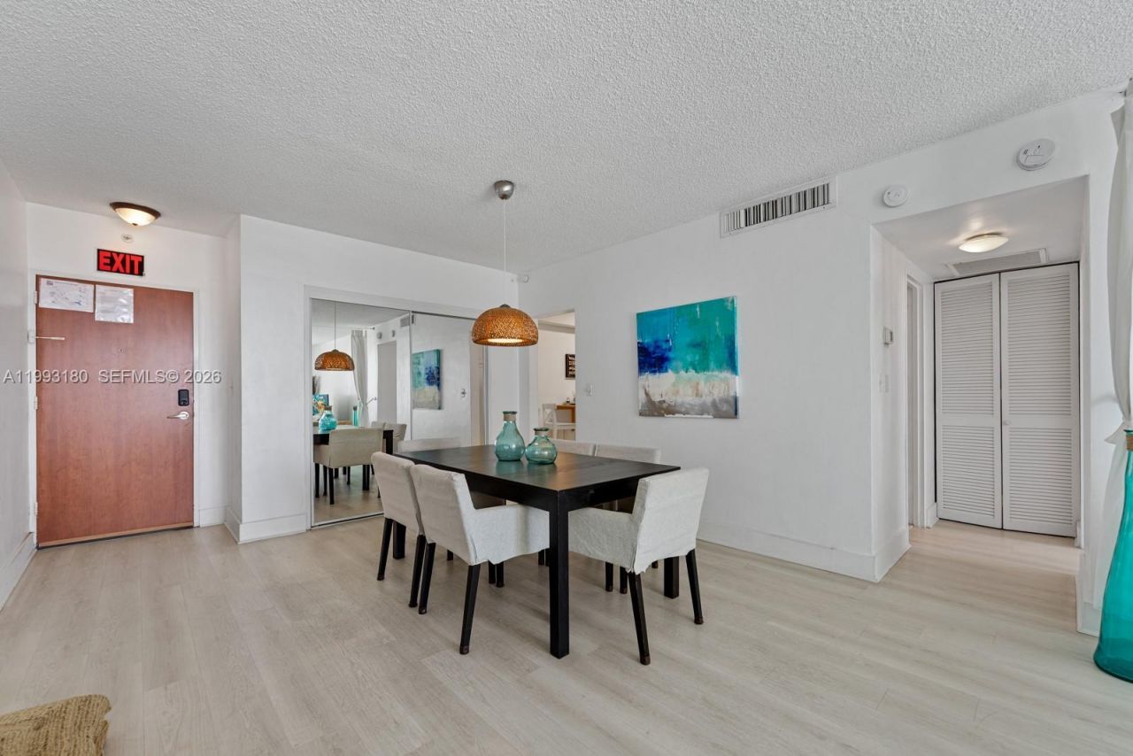 Please Call For Address, Unit 5M, Hollywood, FL 33019 Photo