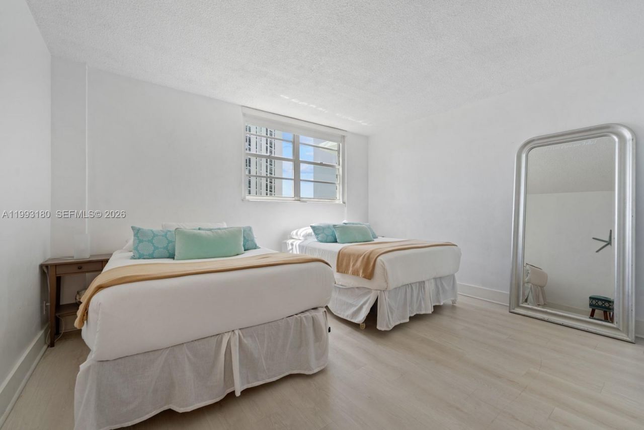 Please Call For Address, Unit 5M, Hollywood, FL 33019 Photo
