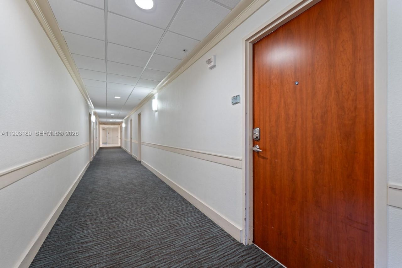 Please Call For Address, Unit 5M, Hollywood, FL 33019 Photo