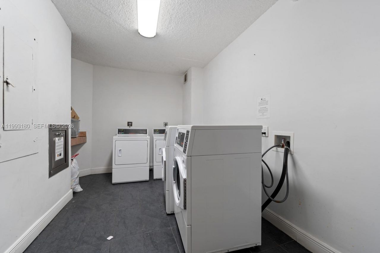 Please Call For Address, Unit 5M, Hollywood, FL 33019 Photo