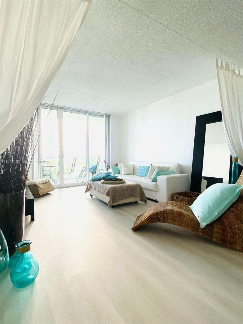 Please Call For Address, Unit 5M, Hollywood, FL 33019 Photo