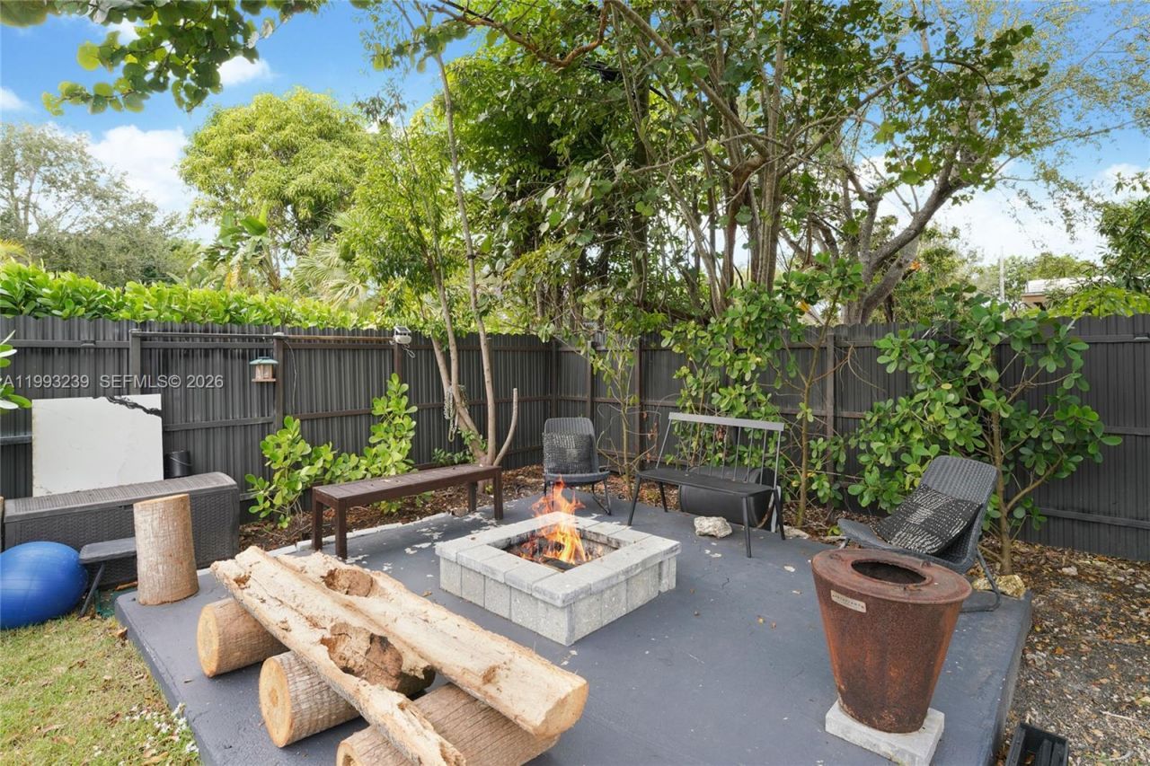 7305 SW 123rd Ter , Pinecrest, FL 33156 Photo