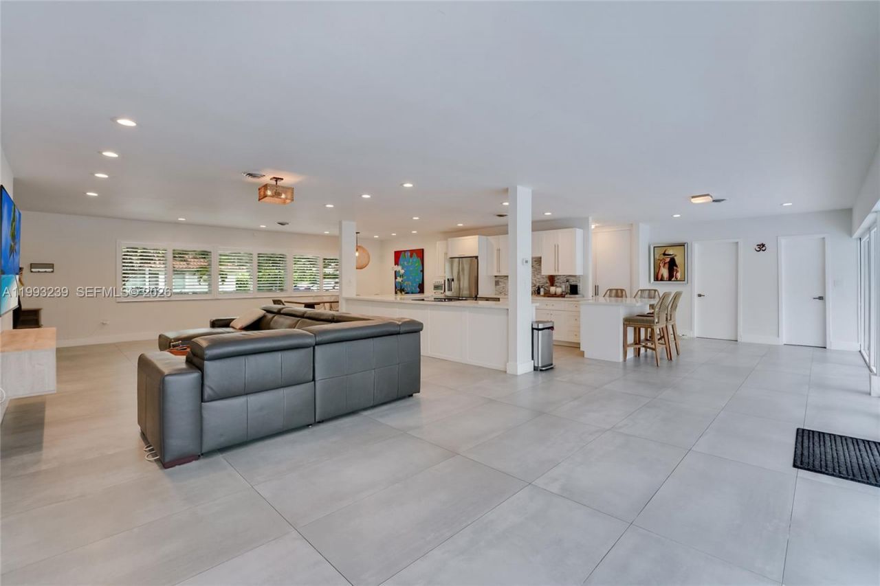 7305 SW 123rd Ter , Pinecrest, FL 33156 Photo