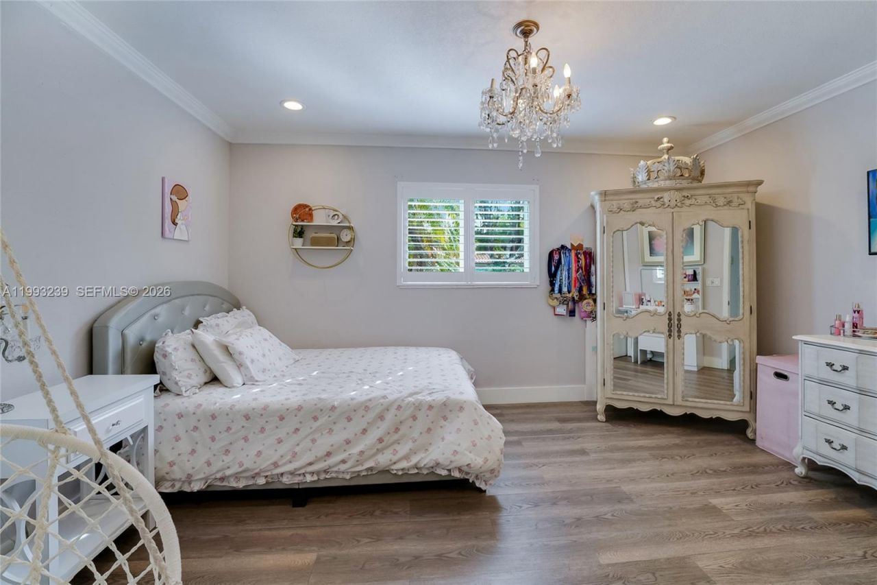 7305 SW 123rd Ter , Pinecrest, FL 33156 Photo