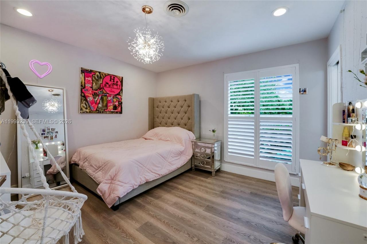 7305 SW 123rd Ter , Pinecrest, FL 33156 Photo