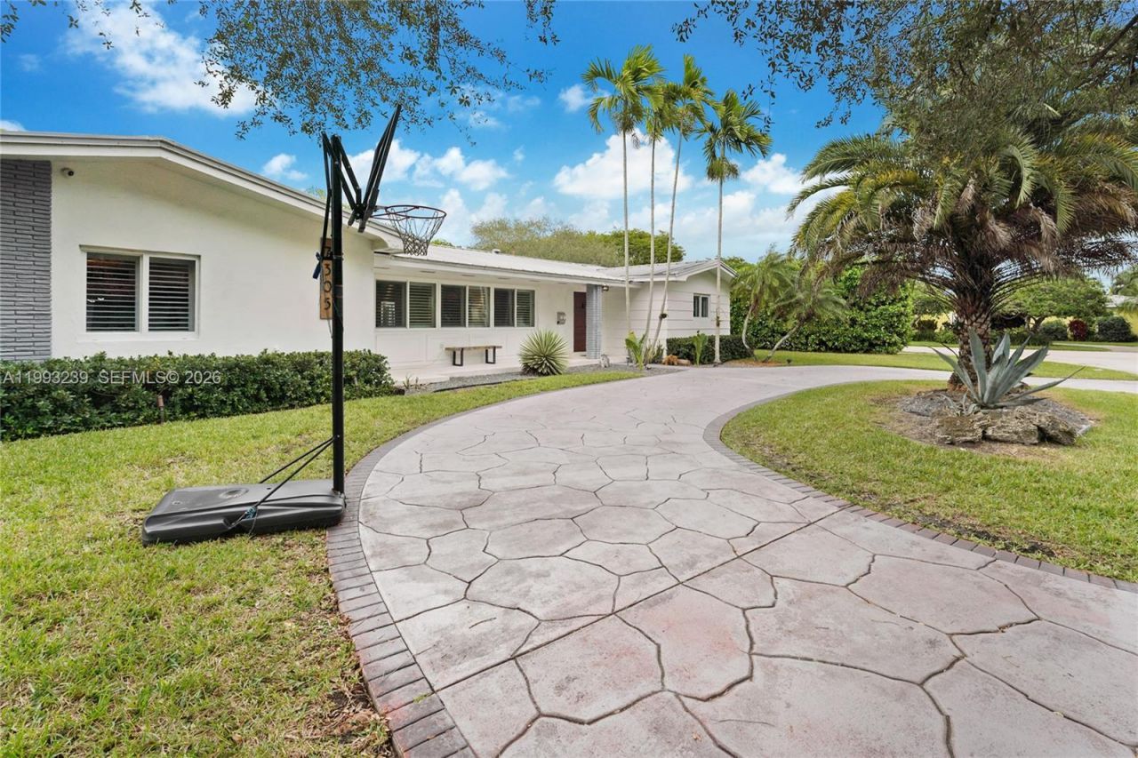 7305 SW 123rd Ter , Pinecrest, FL 33156 Photo