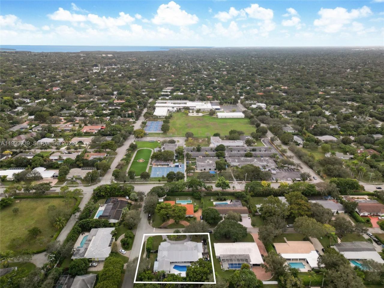 7305 SW 123rd Ter , Pinecrest, FL 33156 Photo