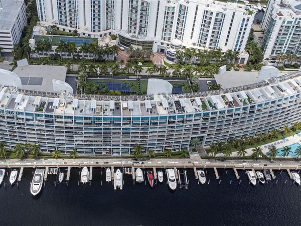 2950 NE 188th St , Unit 139, Aventura, FL 33180