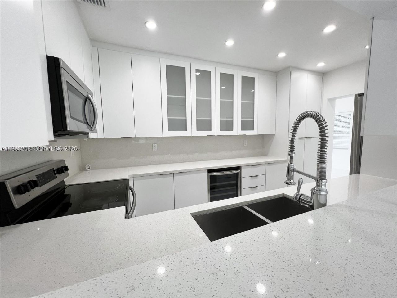 5401 W Broward Blvd, Plantation, FL 33317 Photo