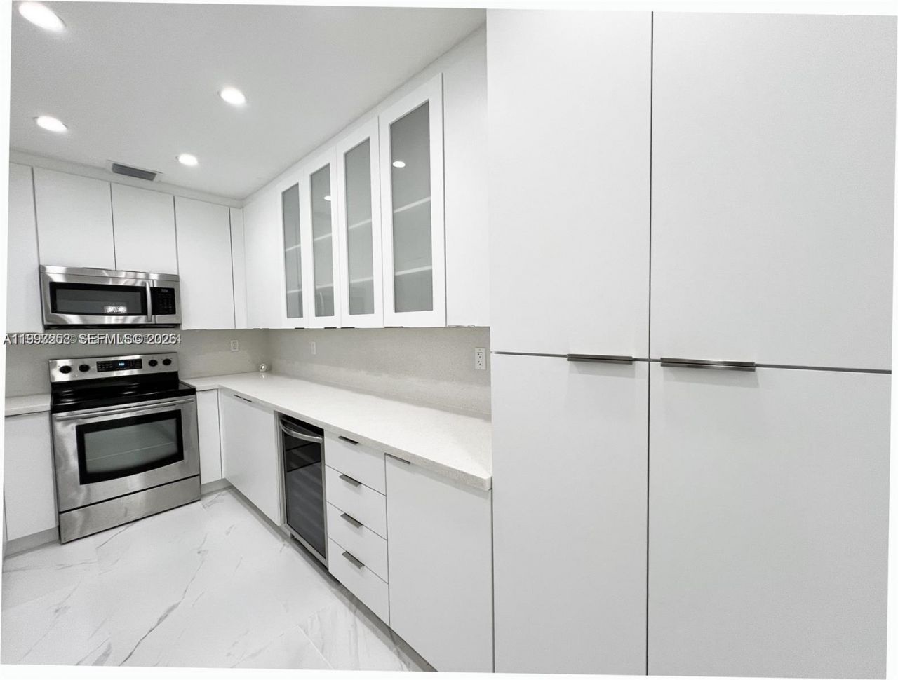 5401 W Broward Blvd, Plantation, FL 33317 Photo