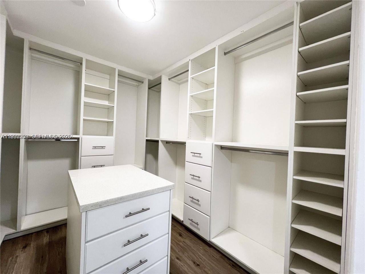 5401 W Broward Blvd, Plantation, FL 33317 Photo