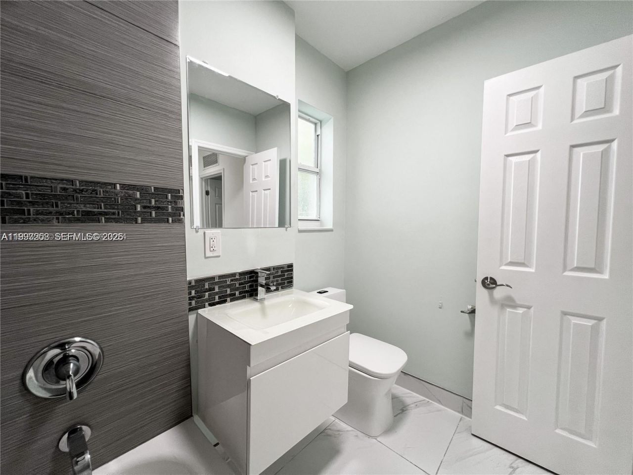 5401 W Broward Blvd, Plantation, FL 33317 Photo