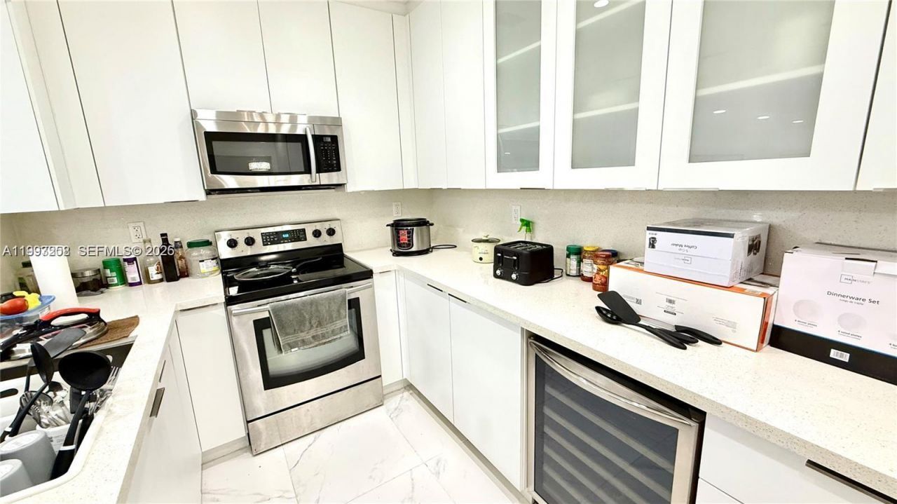 5401 W Broward Blvd, Plantation, FL 33317 Photo