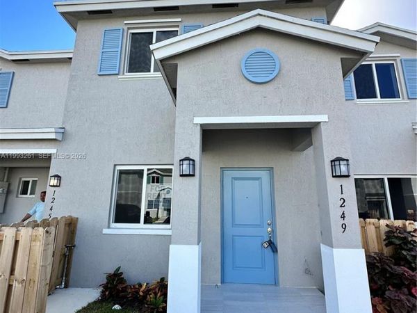 1245 NW 3rd Ln , Florida City, FL 33034