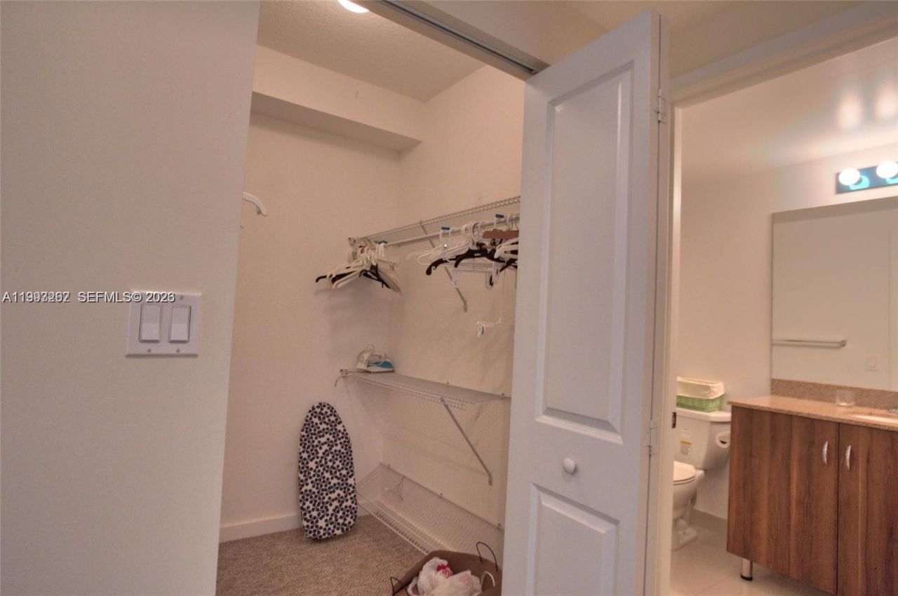 601 NE 23rd St , Unit 1004, Miami, FL 33137 Photo