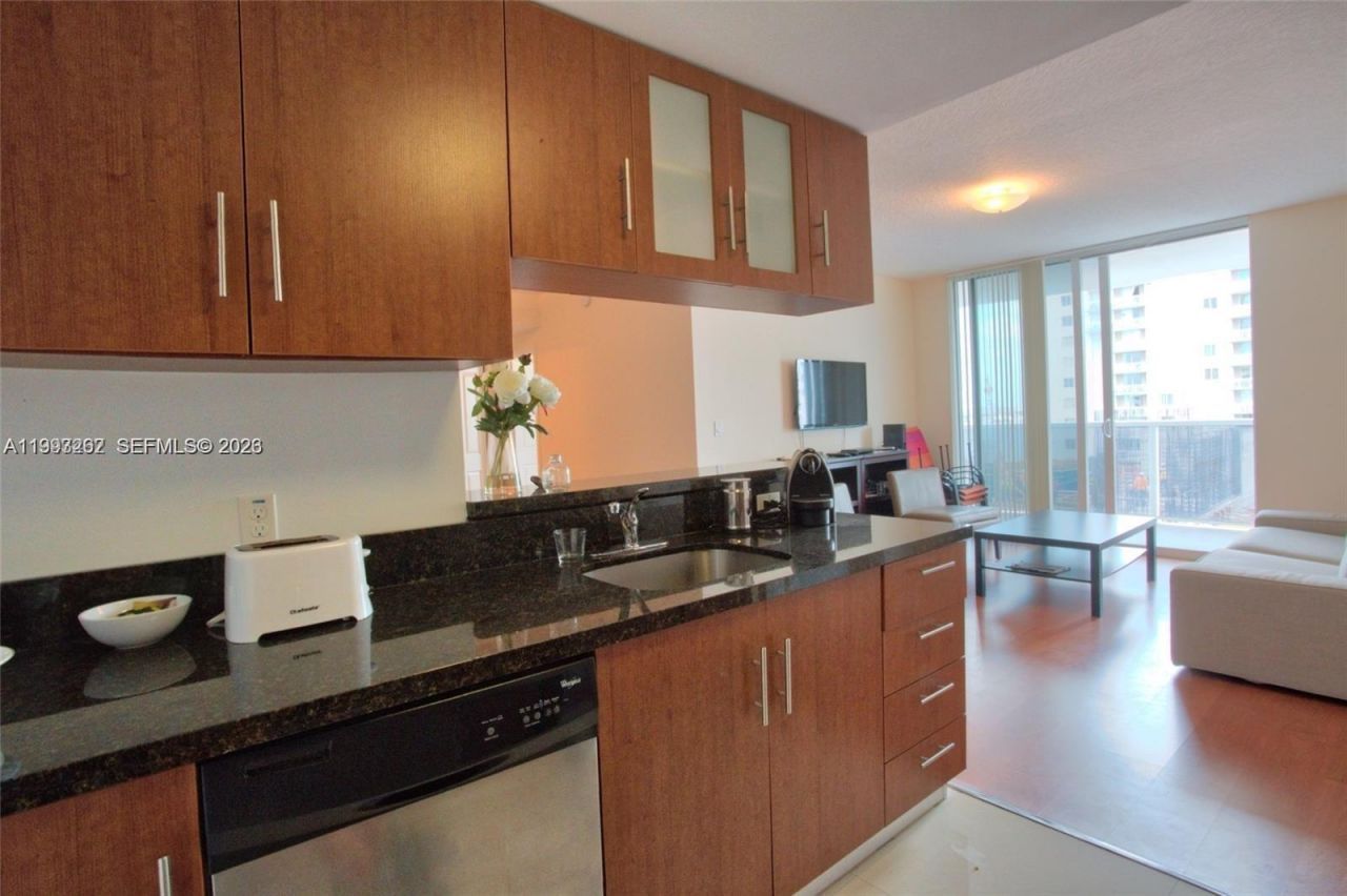 601 NE 23rd St , Unit 1004, Miami, FL 33137 Photo