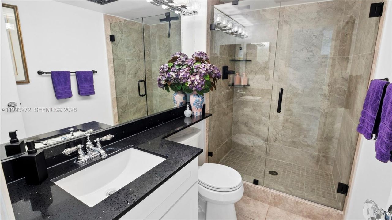 20301 W Country Club Dr, Unit 526, Aventura, FL 33180 Photo